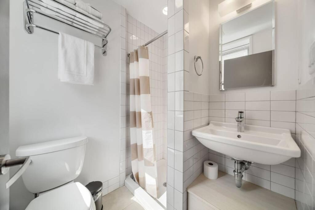 Simple Furnished Studio In The Heart Of Boston Extérieur photo